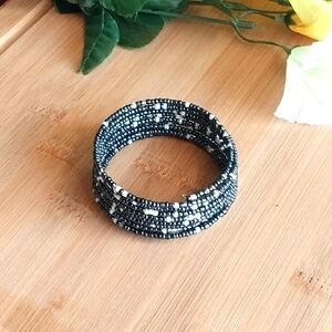 1PC Beautiful Kenyan Beaded Bracelet